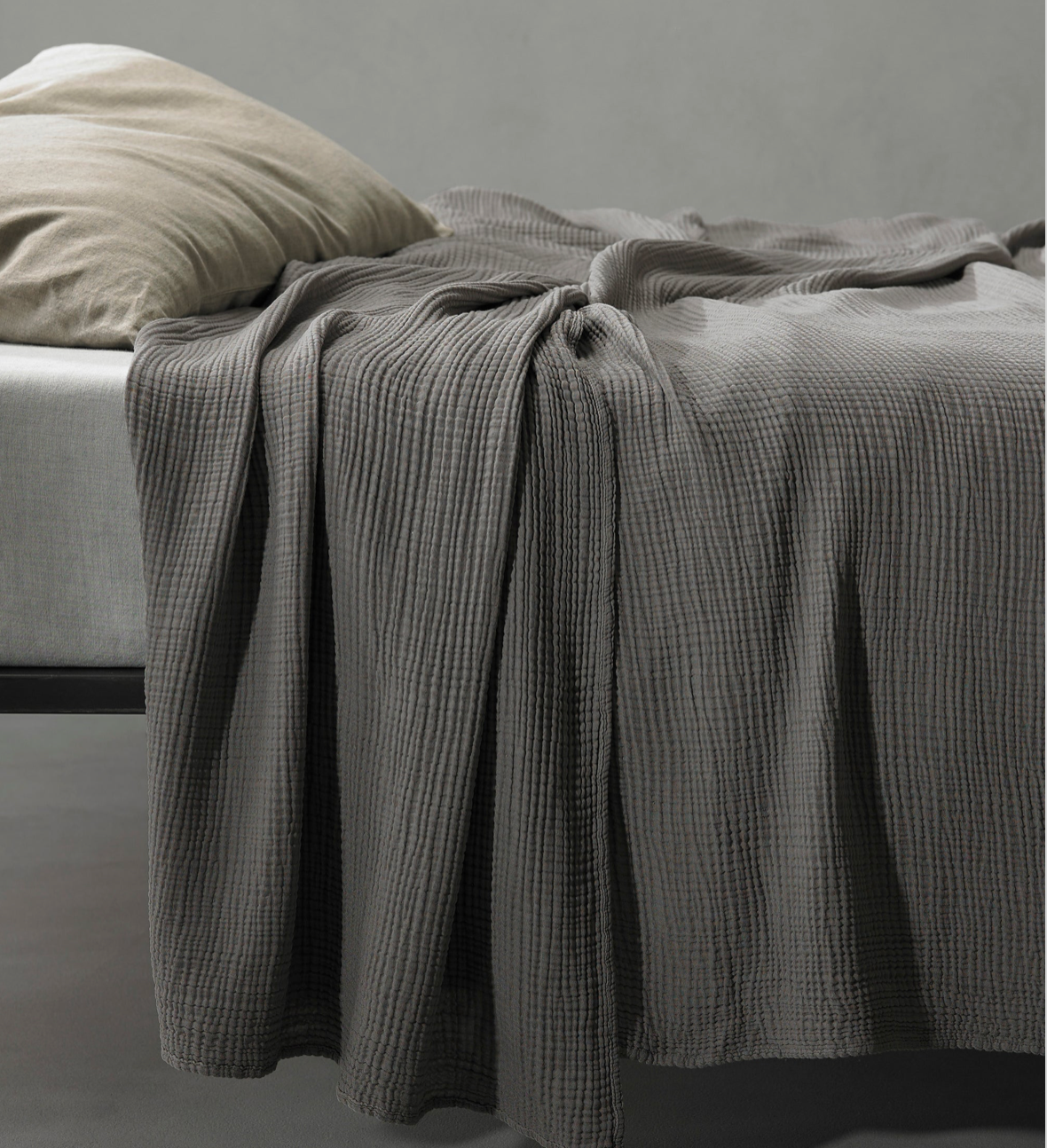 “FREE NEW” Cotton Voile Bedspread