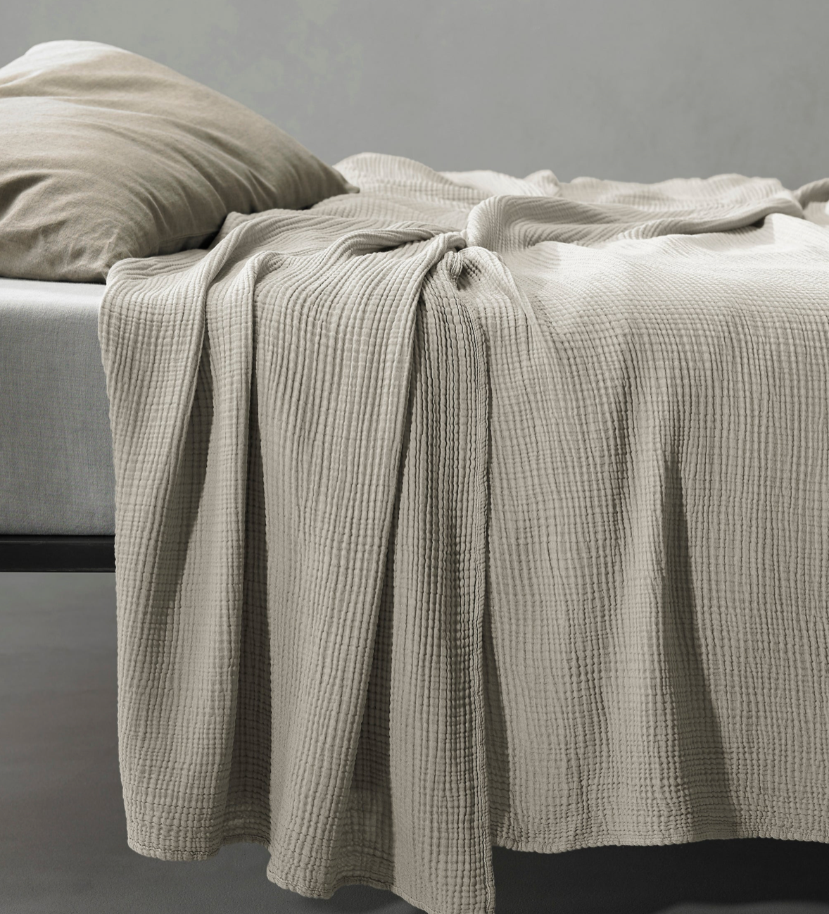 “FREE NEW” Cotton Voile Bedspread