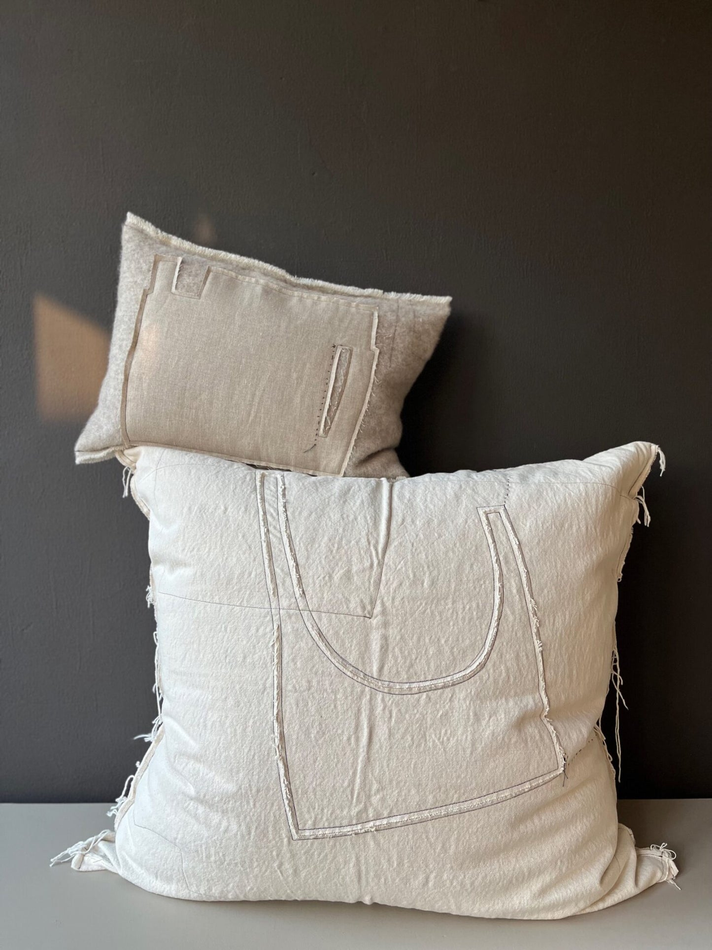 Gray Friend Cushion - Grain