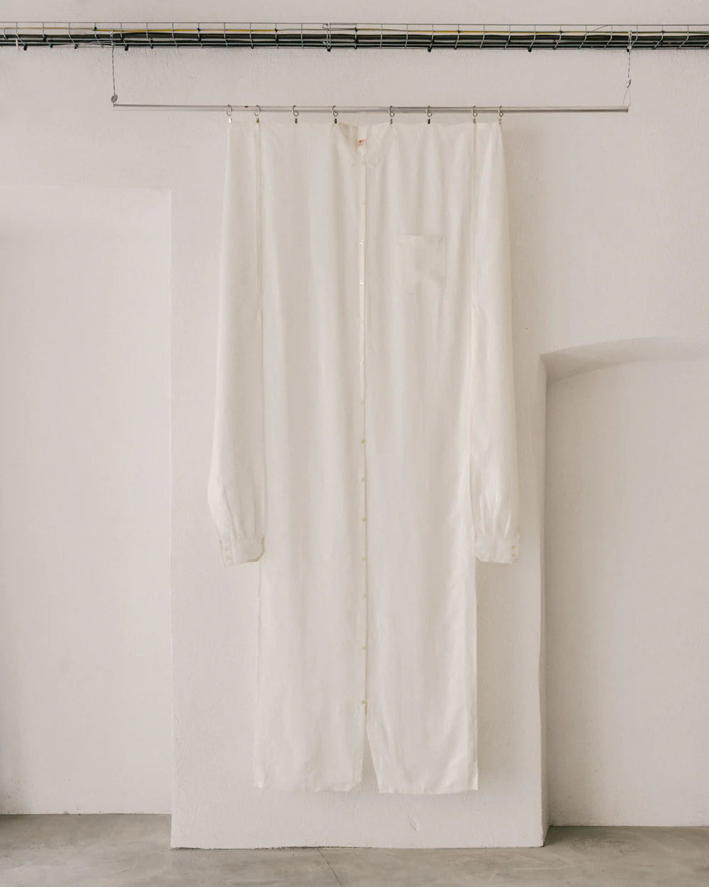 La Chemise En Lin - The White Shirt Curtain