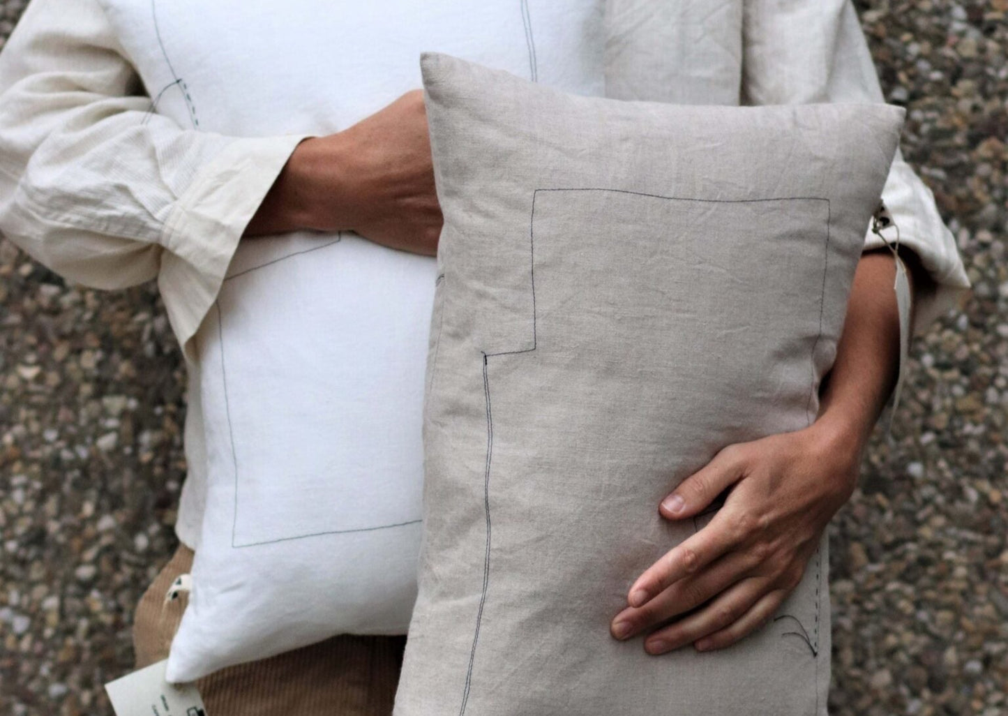 Totum Cushion