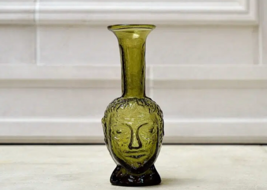 Gray Vase Tête Olive