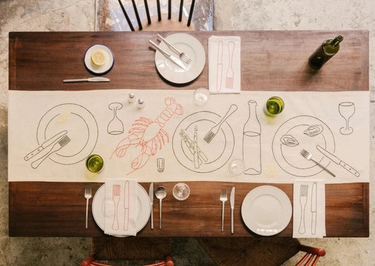 Chemin du Bistrot Table Runner