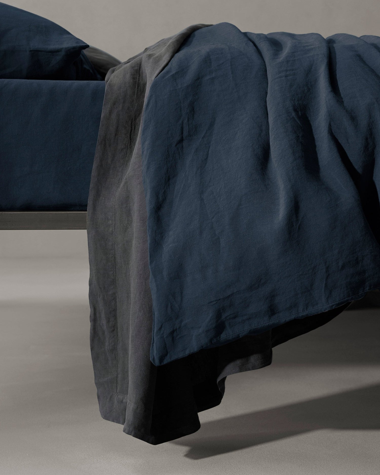 Dark Slate Gray Italian Linen (Rem) Duvet Cover