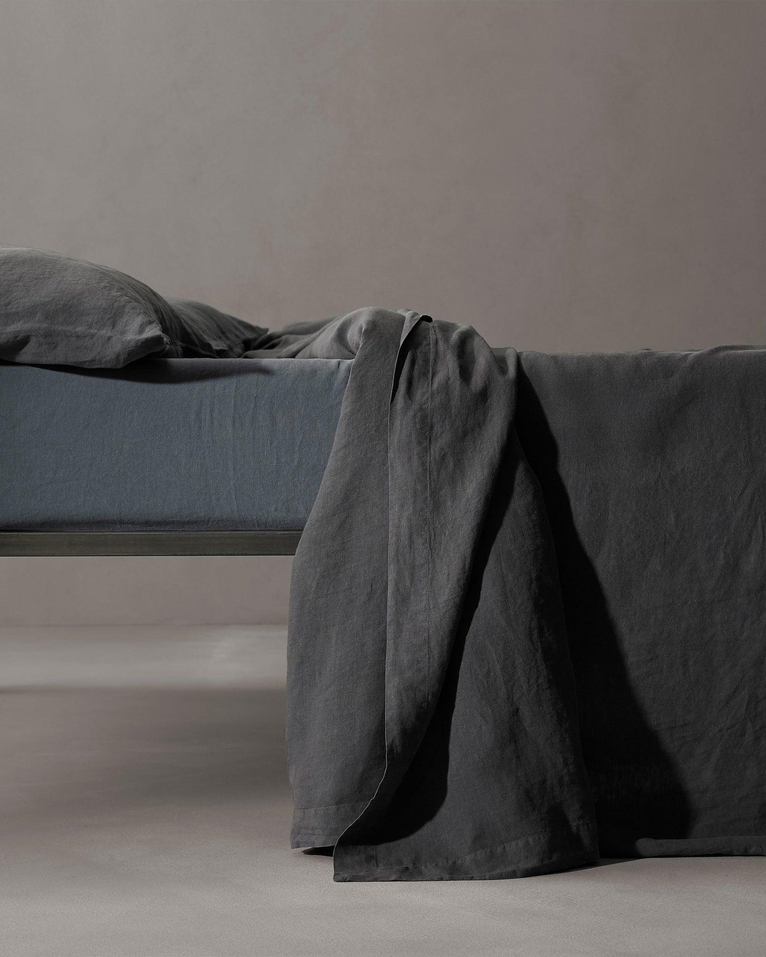 Dim Gray Italian Linen (Rem) Sheet Set
