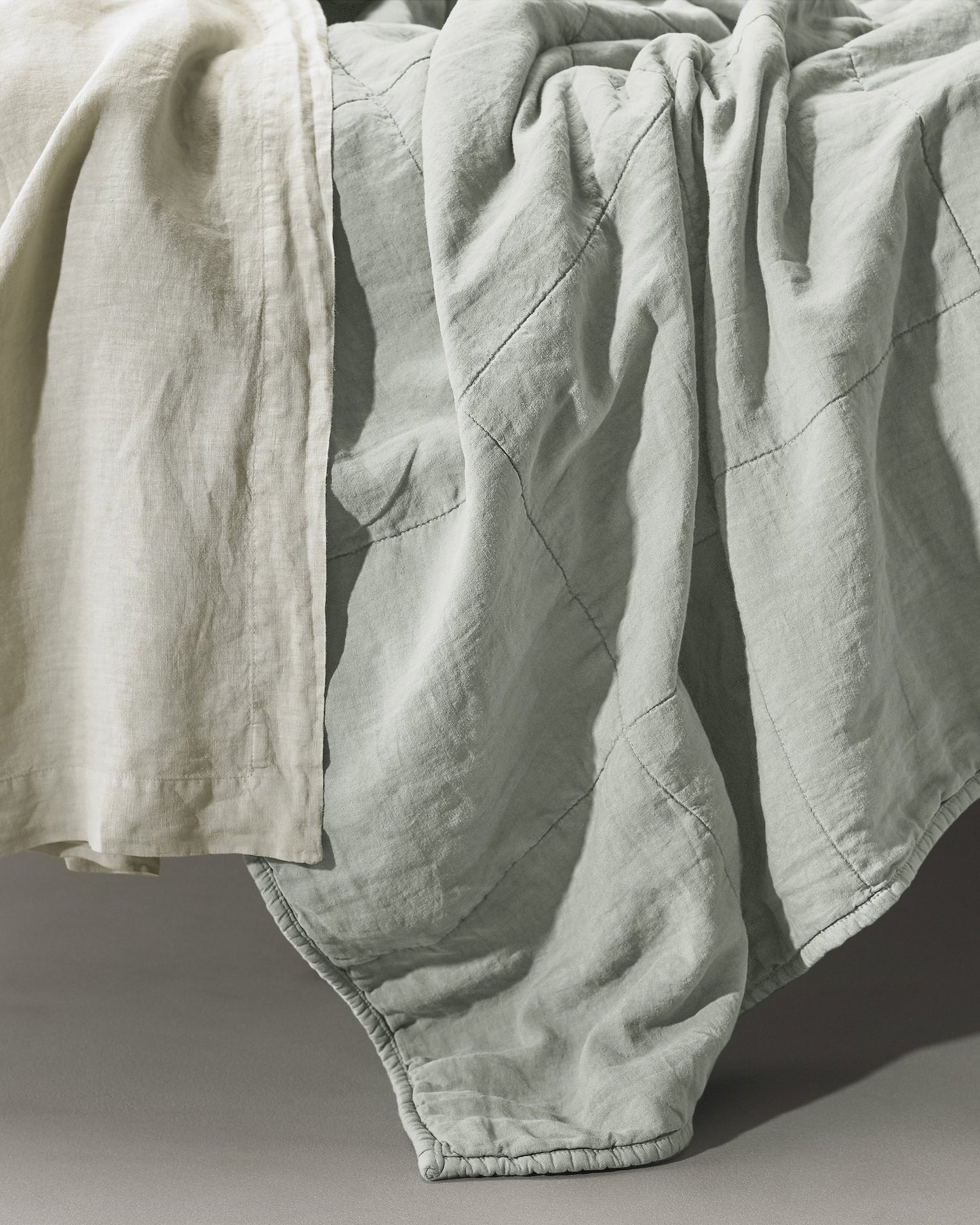 Light Slate Gray Italian Linen (Rem) Quilt